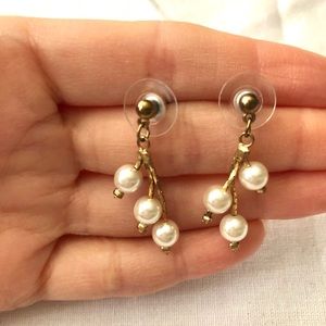 Vintage dainty faux pearl pierced dangle earrings